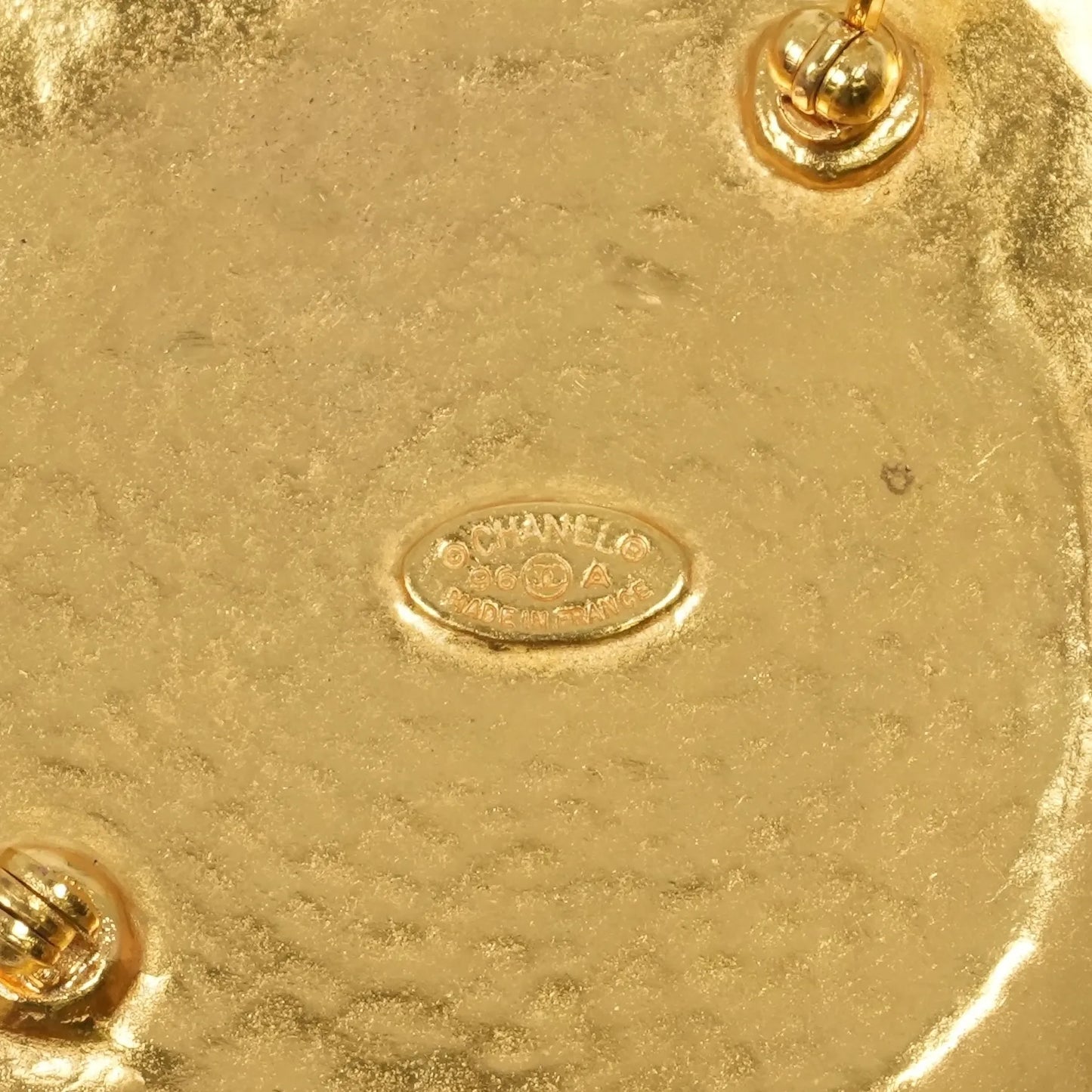 CHANEL フェイクパール ブローチ アクセサリー 96A - メタル - 34617