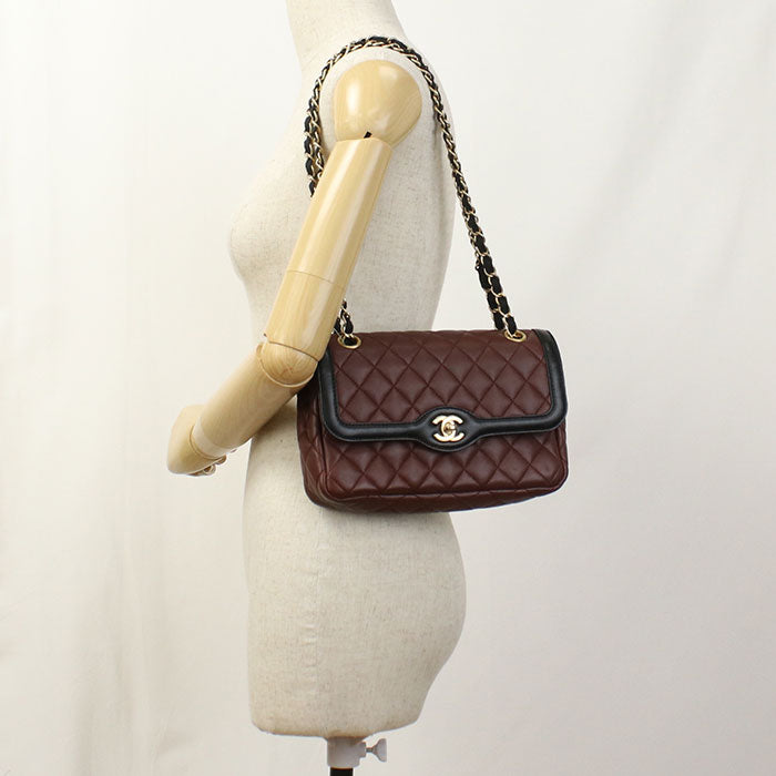 CHANEL Matelassé Lambskin Chain Shoulder Bag - Wine Red