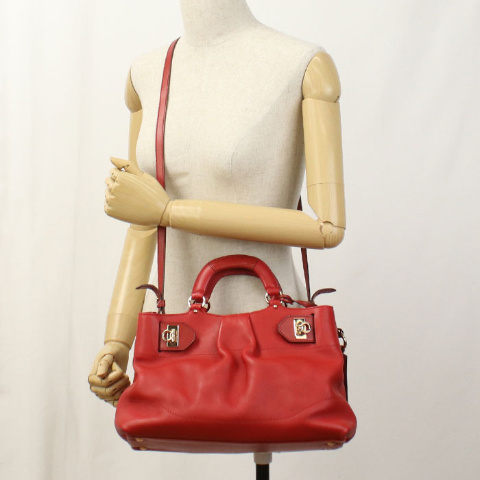 FERRAGAMO Gancini Calf Leather Handbag/Shoulder Bag - Red