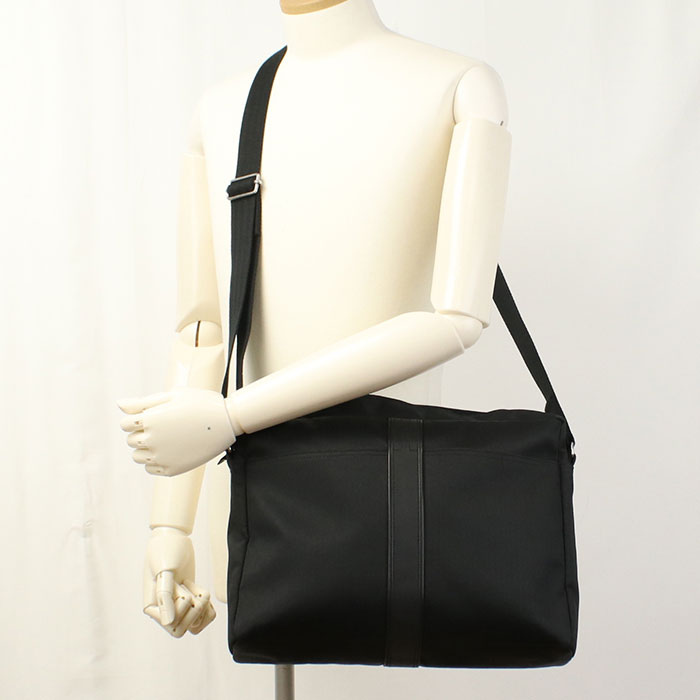 HERMES Acapulco Basas MM Toile Chevron Shoulder Bag - Black