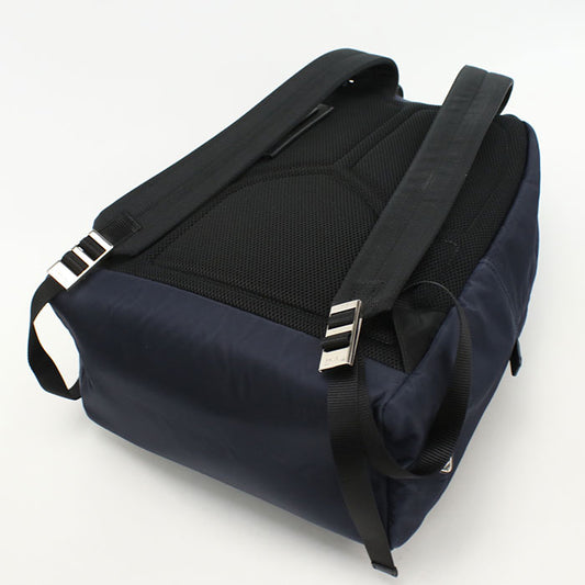 PRADA ナイロン バッグパック - ネイビー