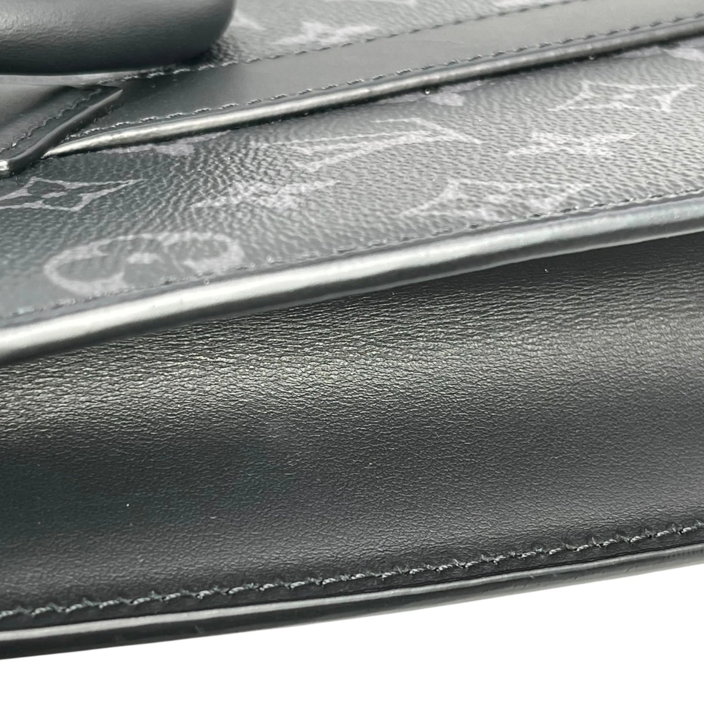 Louis Vuitton Monogram Eclipse Sac Plat - Black 