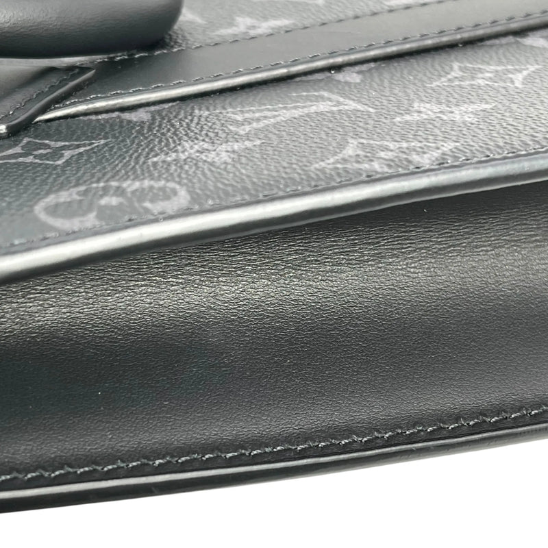 Louis Vuitton Monogram Eclipse Sac Plat - Black 