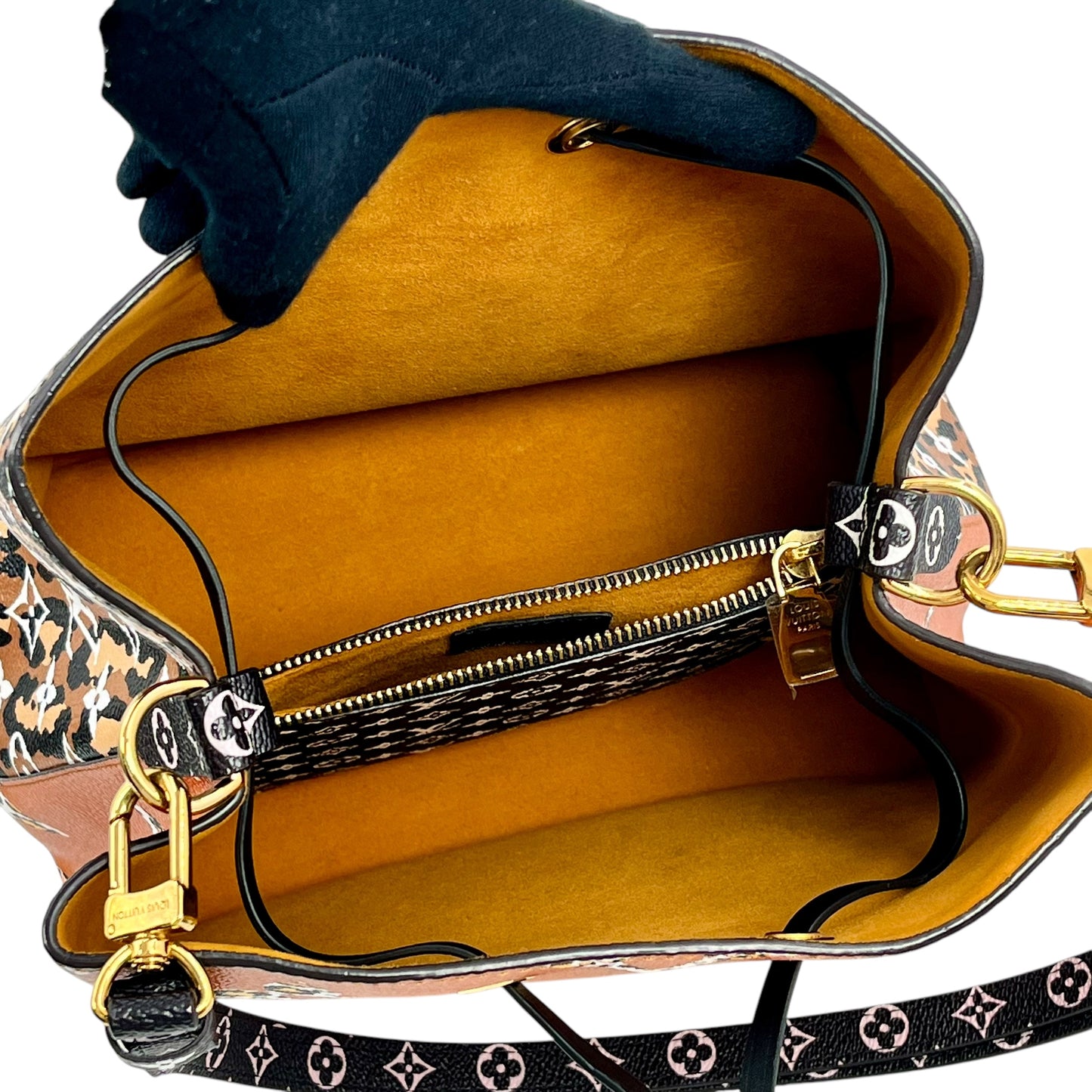 Louis Vuitton ネオノエ キャメル モノグラム ジャイアント ジャングル ショルダーバッグ -  オレンジ