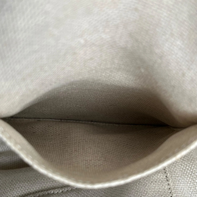 GUCCI Soho Leather Chain Backpack - Black 