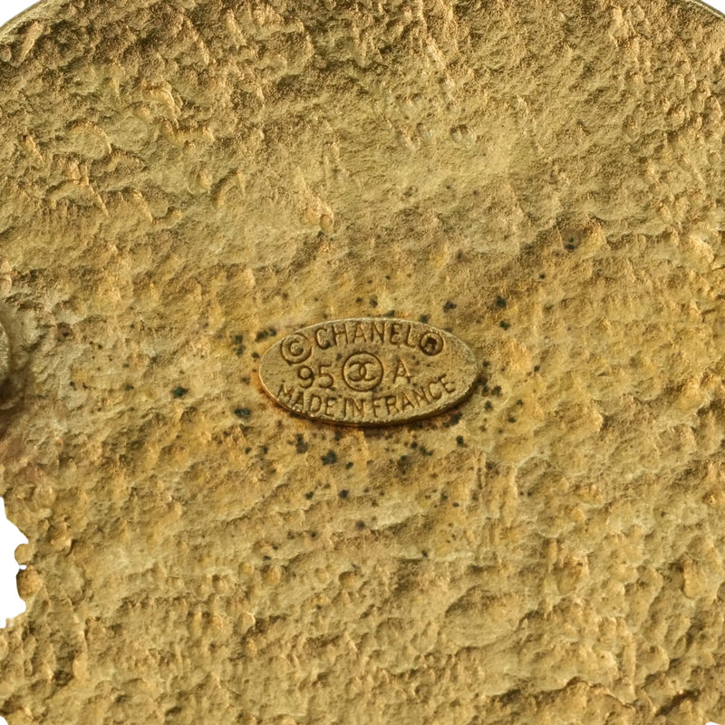 CHANEL CC ロゴ ラウンド ブローチ アクセサリー 95A - メタル - 32590