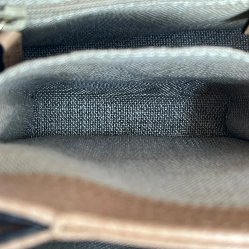 GUCCI Interlocking G Chain Shoulder Bag - Beige 