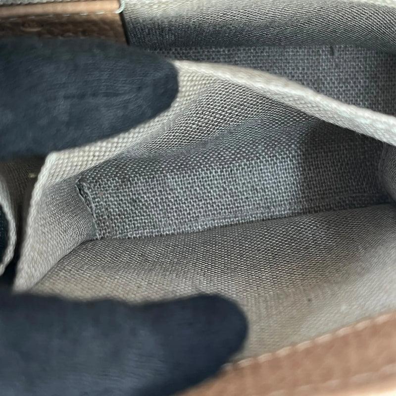 GUCCI Interlocking G Chain Shoulder Bag - Beige 