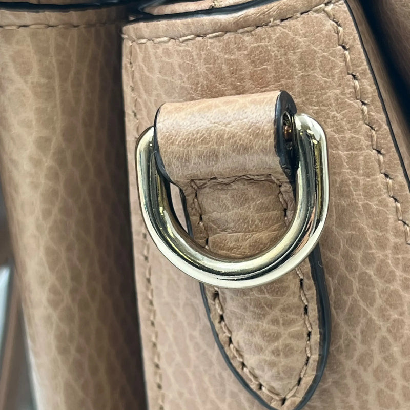 GUCCI Interlocking G Chain Shoulder Bag - Beige 