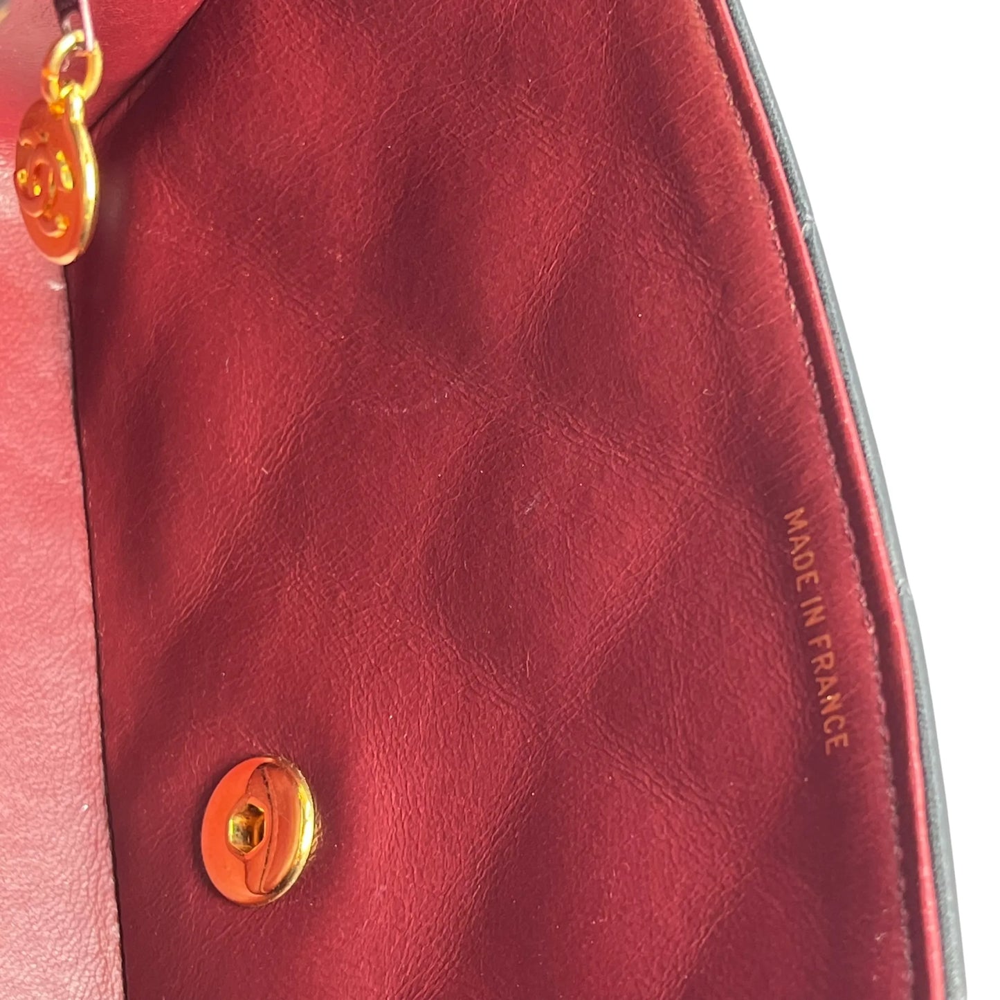 CHANEL Lambskin Matelassé Diana Flap 22 Chain Shoulder Bag - Black 