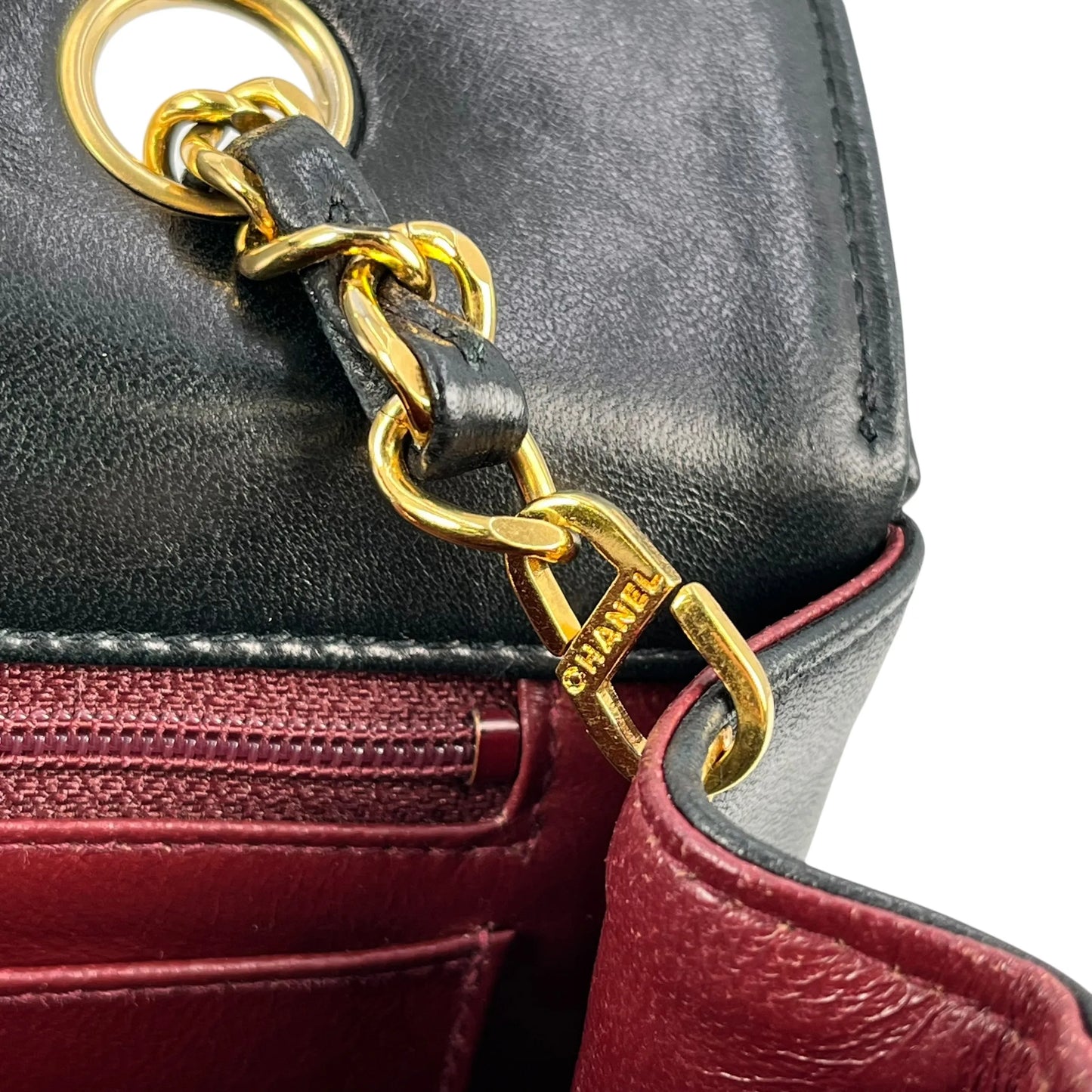 CHANEL Lambskin Matelassé Diana Flap 22 Chain Shoulder Bag - Black 