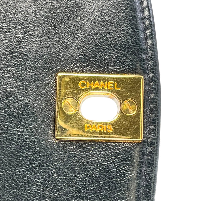 CHANEL Lambskin Matelassé Diana Flap 22 Chain Shoulder Bag - Black 