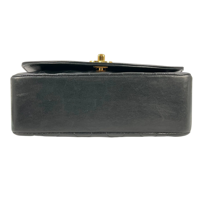 CHANEL Lambskin Matelassé Diana Flap 22 Chain Shoulder Bag - Black 