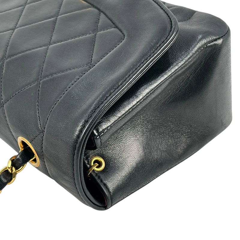 CHANEL Lambskin Matelassé Diana Flap 22 Chain Shoulder Bag - Black 