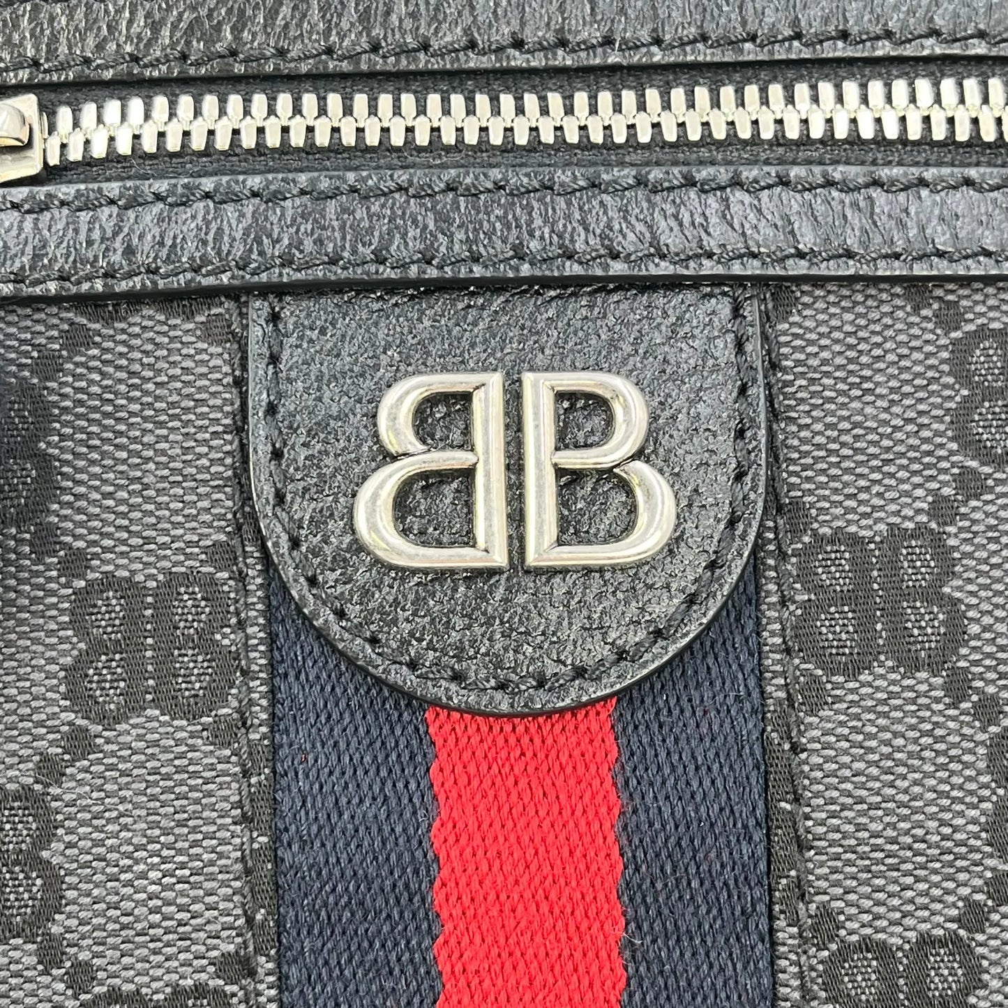 BALENCIAGA x GUCCI The Hacker Project Shoulder Bag - Black 