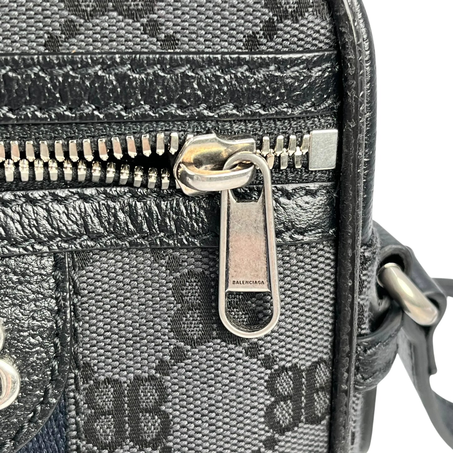 BALENCIAGA x GUCCI The Hacker Project Shoulder Bag - Black 