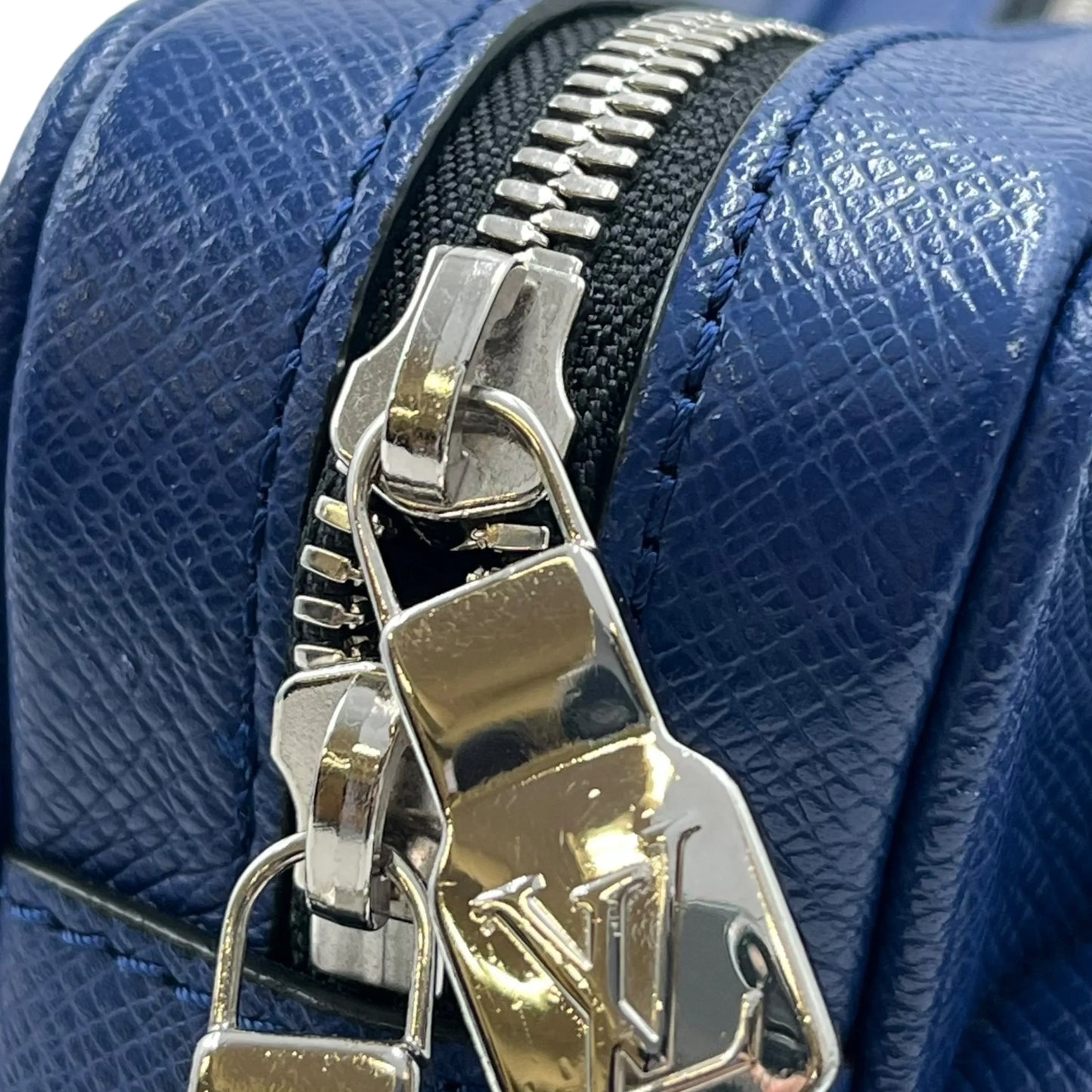 Louis Vuitton Taigarama Outdoor Messenger PM Shoulder Bag/Body Bag - Blue 