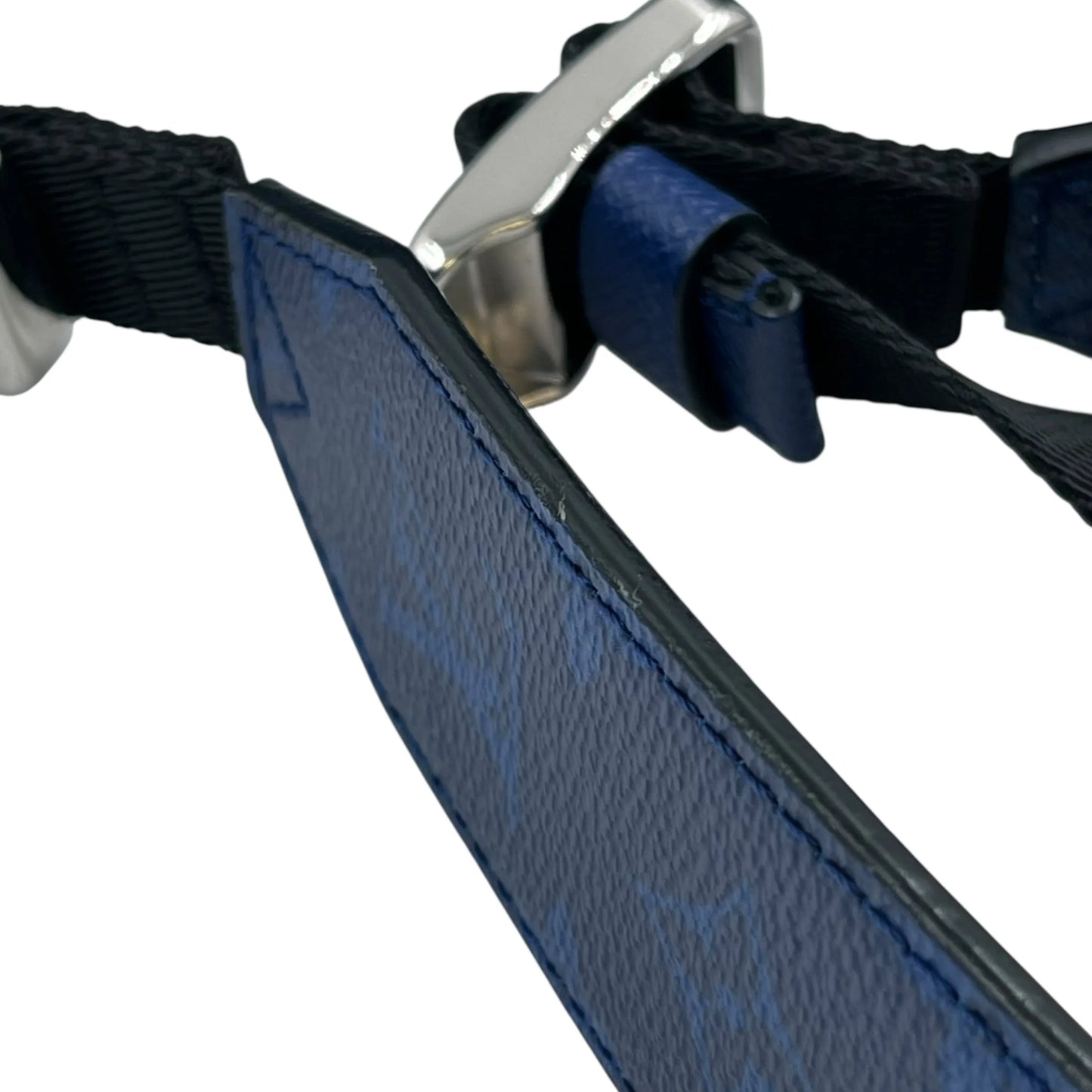 Louis Vuitton Taigarama Outdoor Messenger PM Shoulder Bag/Body Bag - Blue 