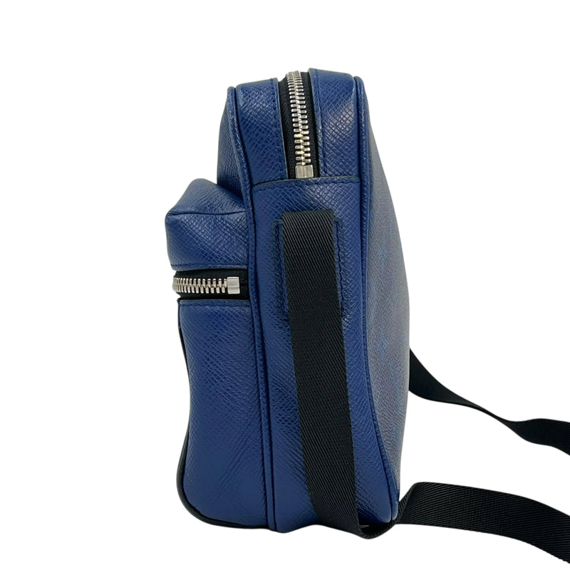 Louis Vuitton Taigarama Outdoor Messenger PM Shoulder Bag/Body Bag - Blue 
