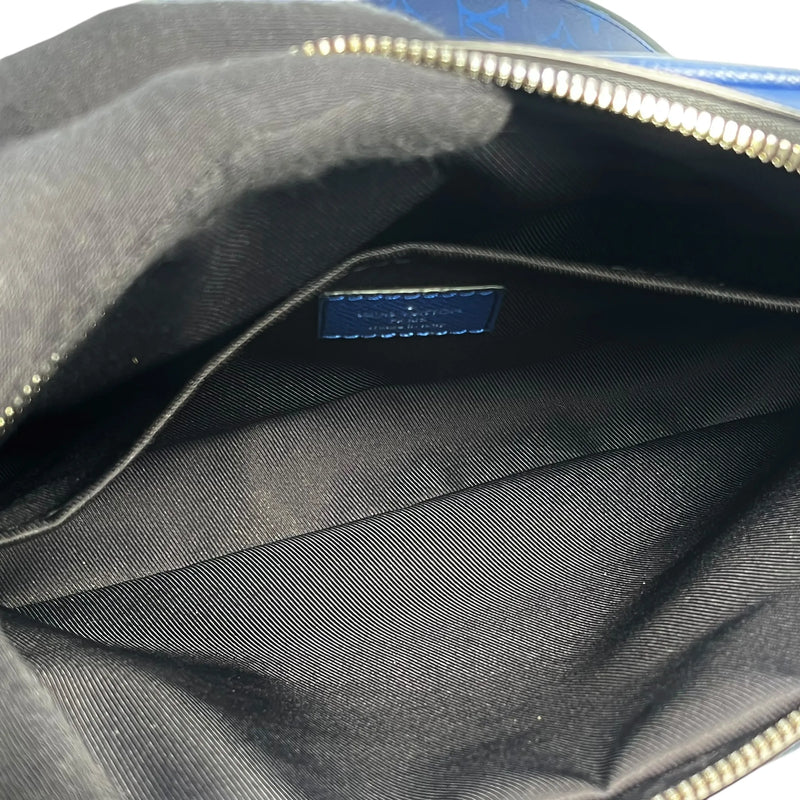 Louis Vuitton Taigarama Outdoor Messenger PM Shoulder Bag/Body Bag - Blue 