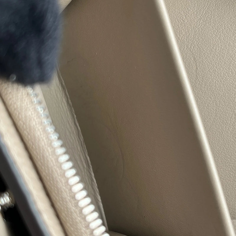 Louis Vuitton Portefeuille Claire Bifold Compact Wallet - Brown 