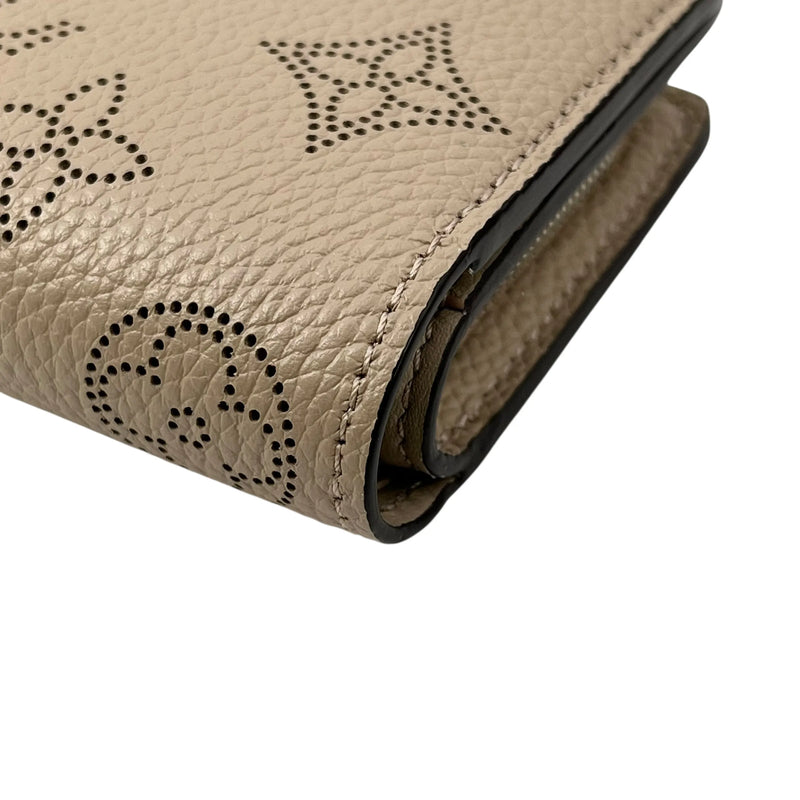 Louis Vuitton Portefeuille Claire Bifold Compact Wallet - Brown 