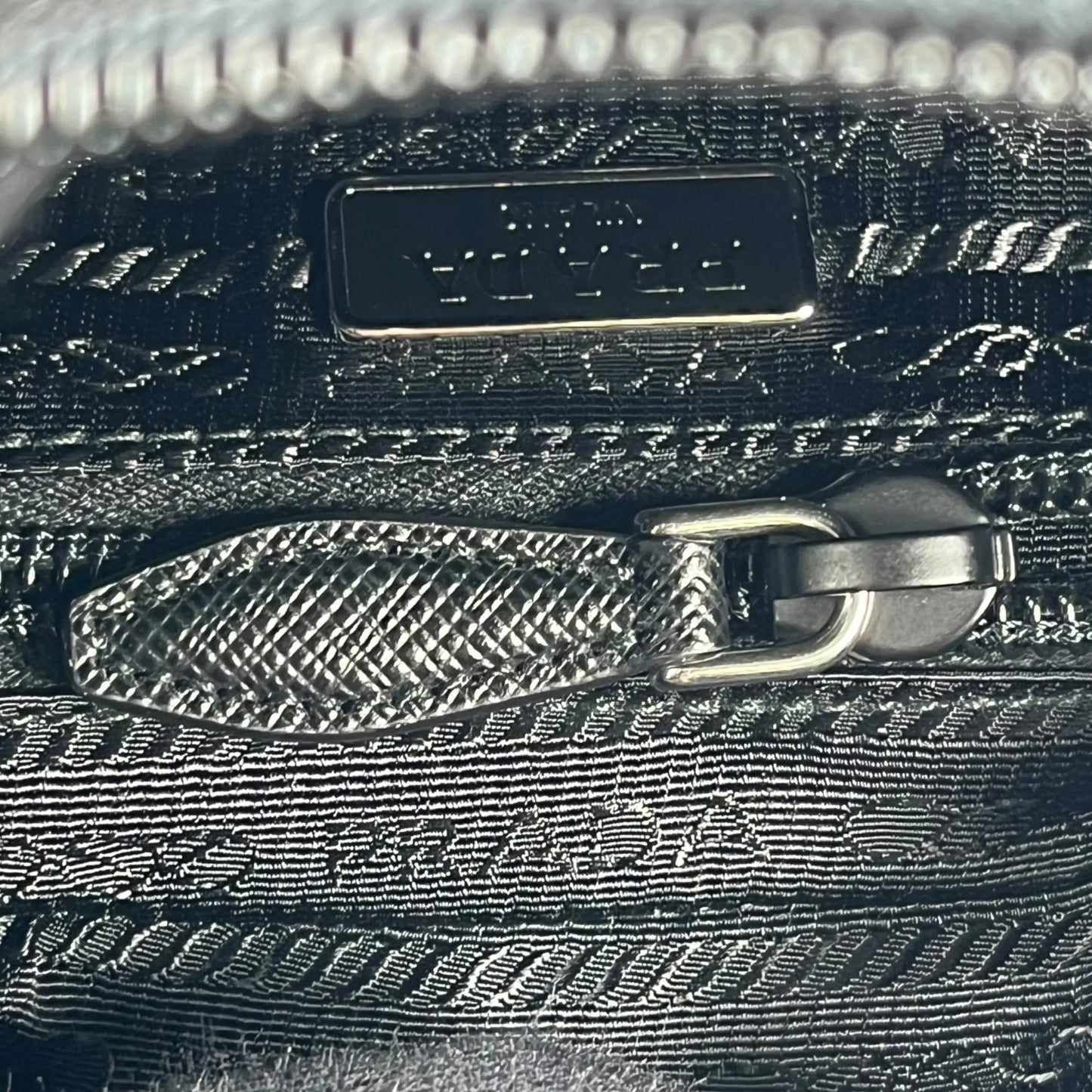 PRADA Re-Nylon Pouch - Black - 34679 