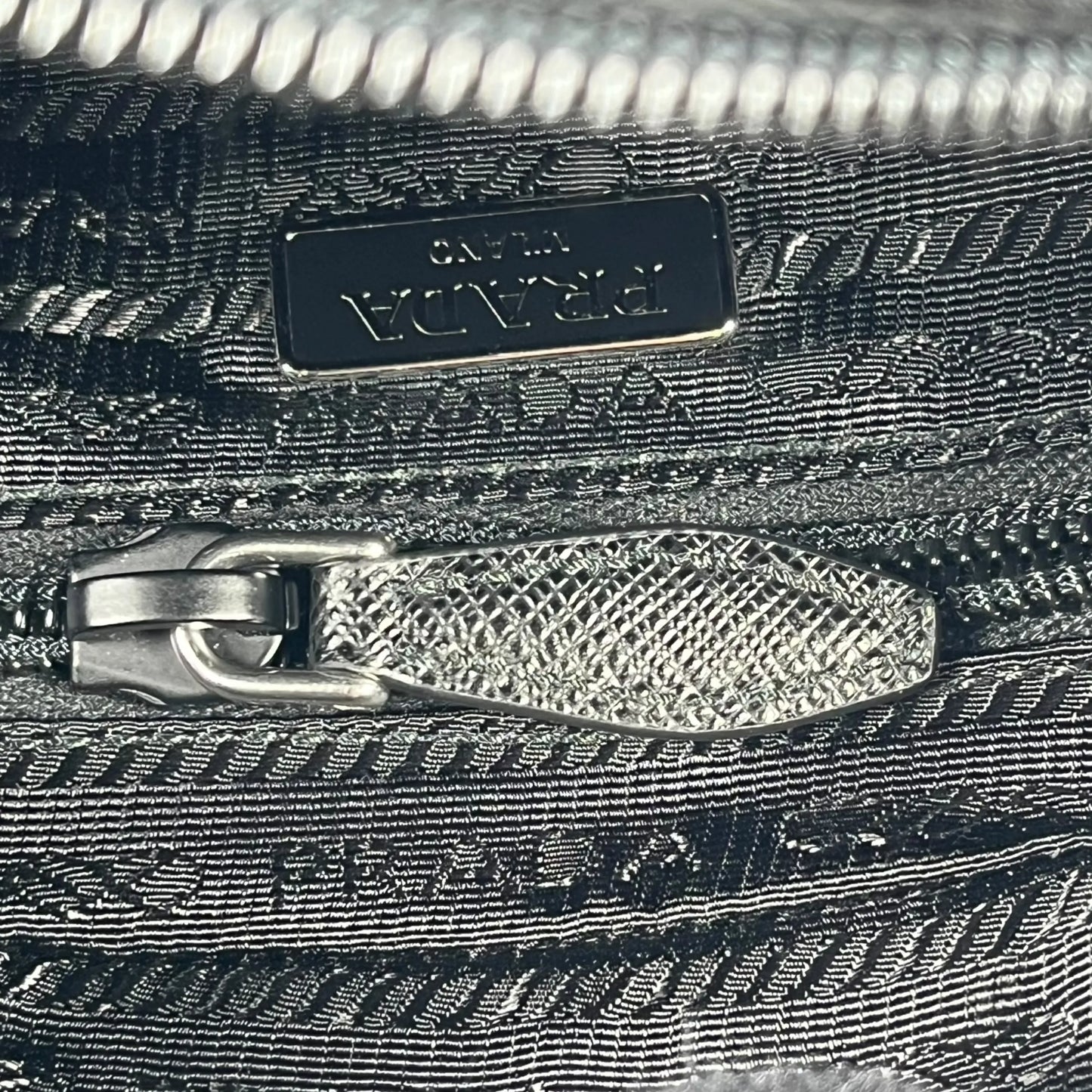 PRADA Re-Nylon Pouch - Black - 34679 