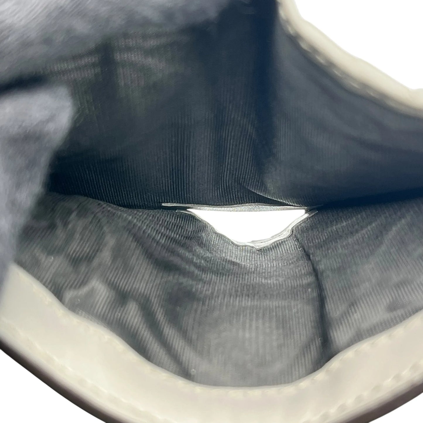 GUCCI GG Matelasse Bifold Compact Wallet - Gray 