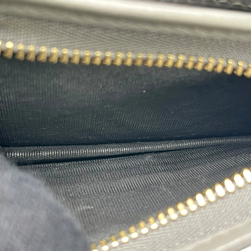 GUCCI GG Matelasse Bifold Compact Wallet - Gray 