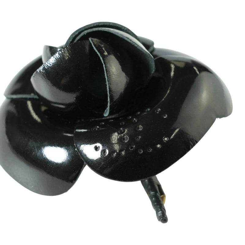 CHANEL カメリア モチーフ ブローチ - ブラック - エナメル