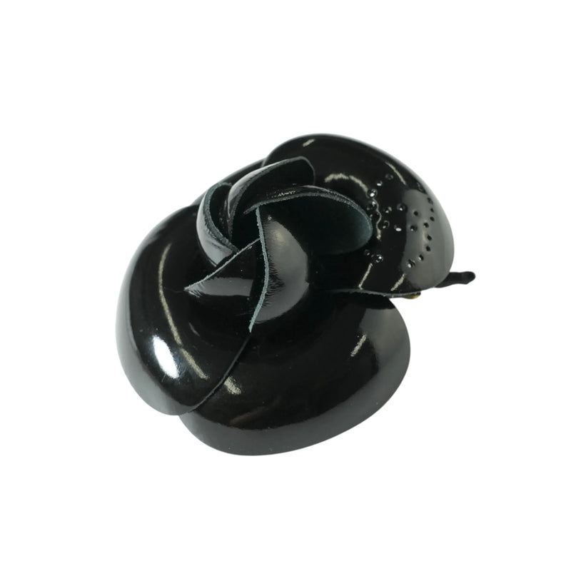 CHANEL カメリア モチーフ ブローチ - ブラック - エナメル