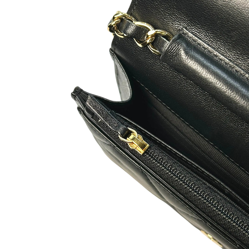 CHANEL 19 Lambskin Chain Wallet - Black 