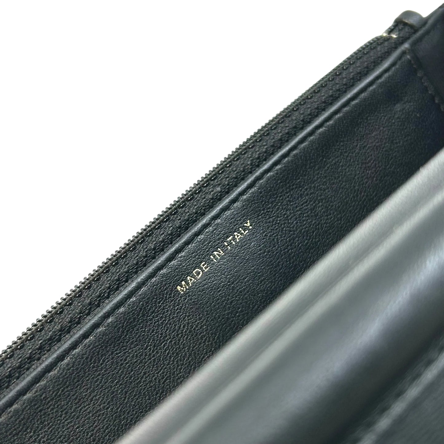 CHANEL 19 Lambskin Chain Wallet - Black 