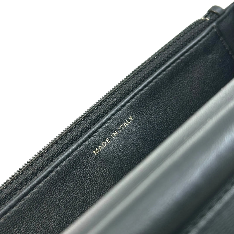 CHANEL 19 Lambskin Chain Wallet - Black 