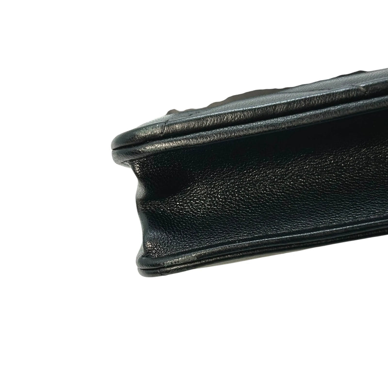 CHANEL 19 Lambskin Chain Wallet - Black 