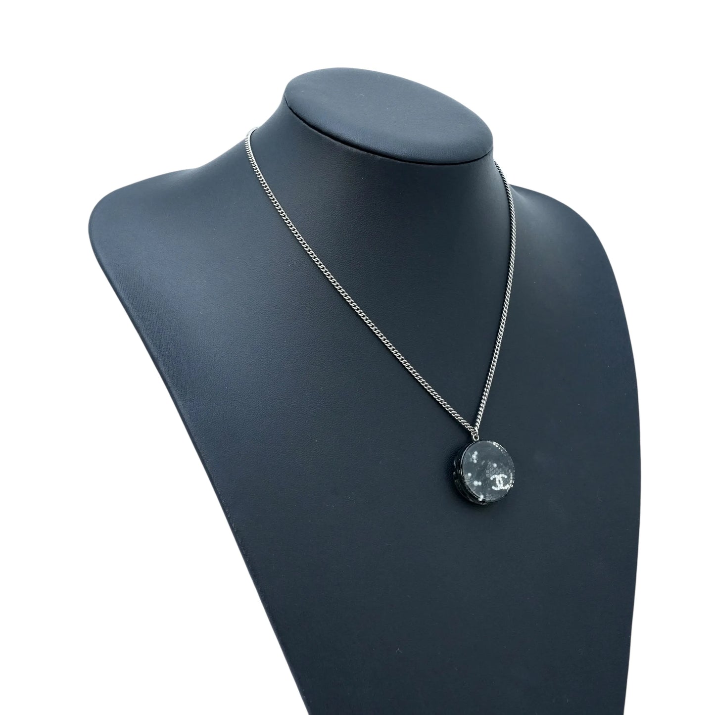 CHANEL ラウンド ペンダント ネックレス 13P - メタル