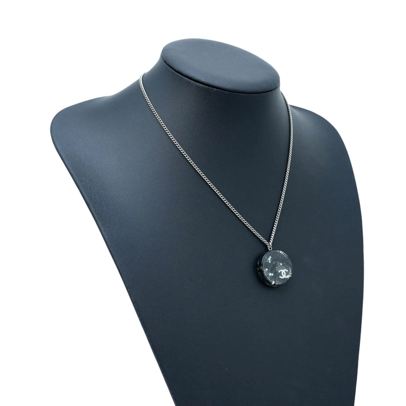 CHANEL ラウンド ペンダント ネックレス 13P - メタル