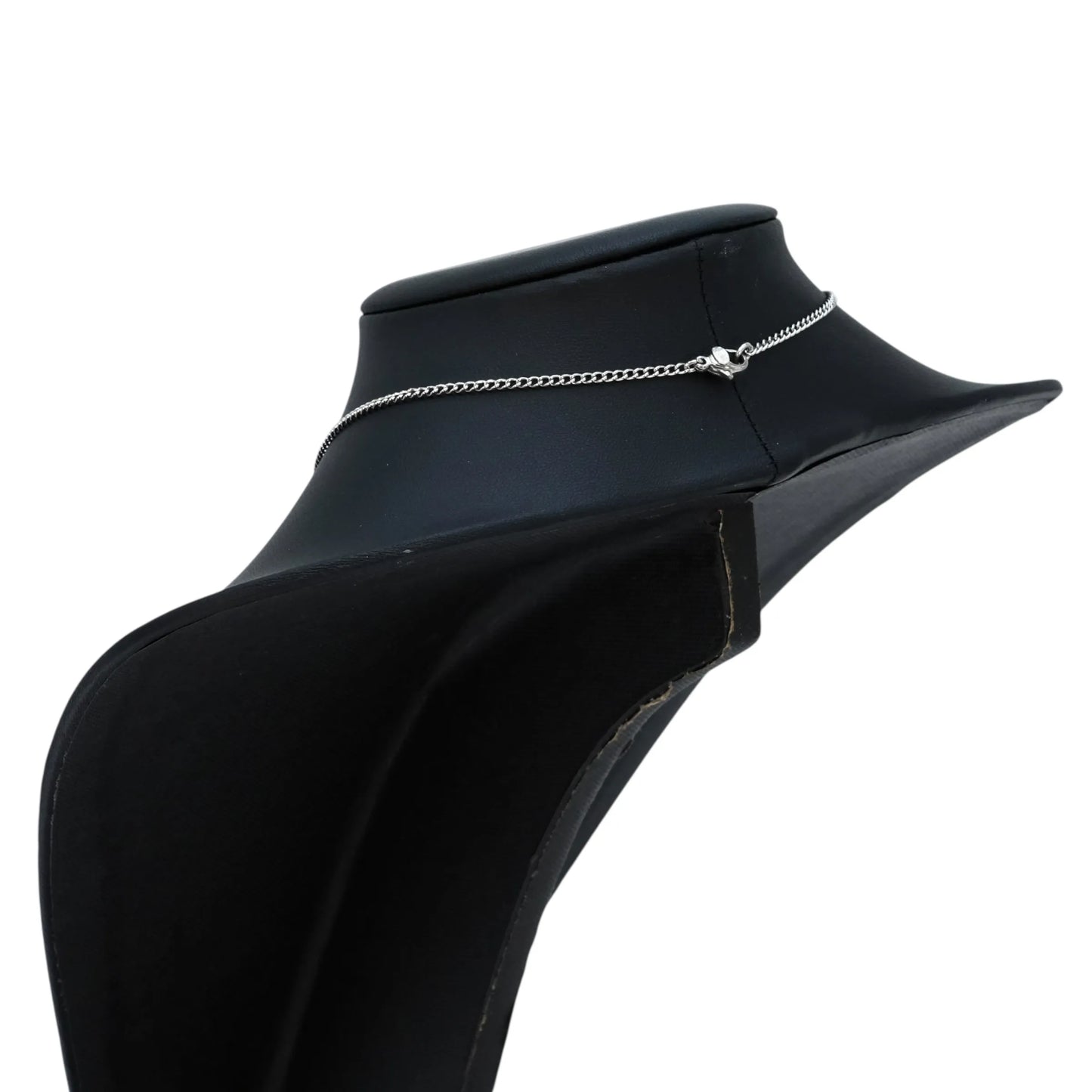 CHANEL パンチング CC ロゴ ネックレス - メタル