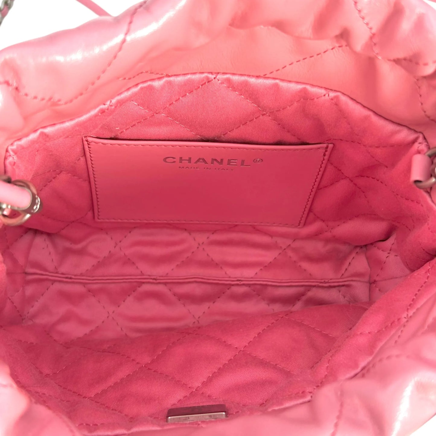 CHANEL Calfskin 22 Mini Handbag with Chain Shoulder Bag - Pink 