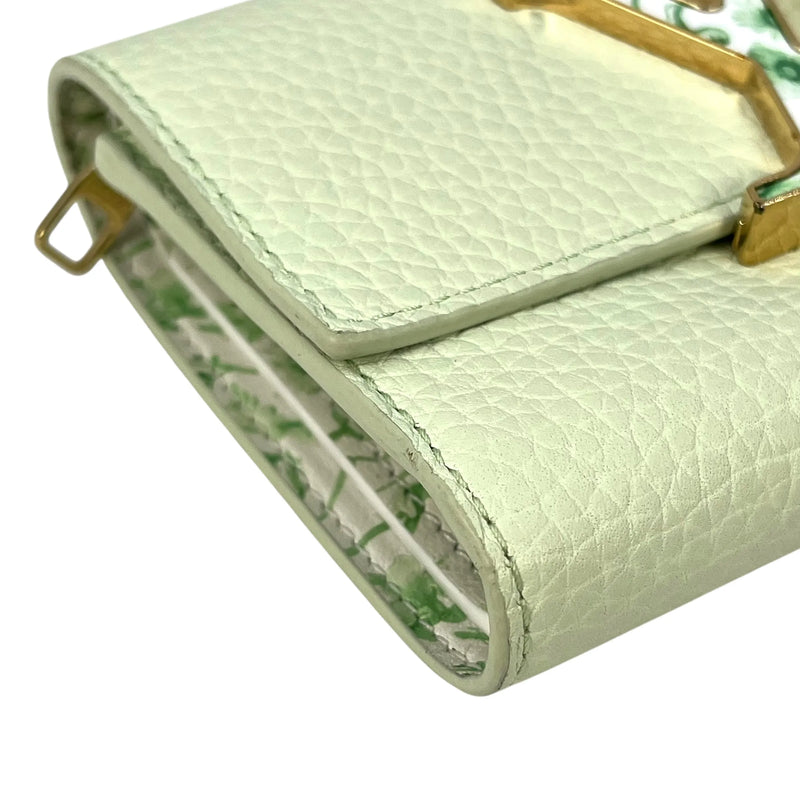 Louis Vuitton Capucines Portefeuille Compact Wallet - Mint Green 