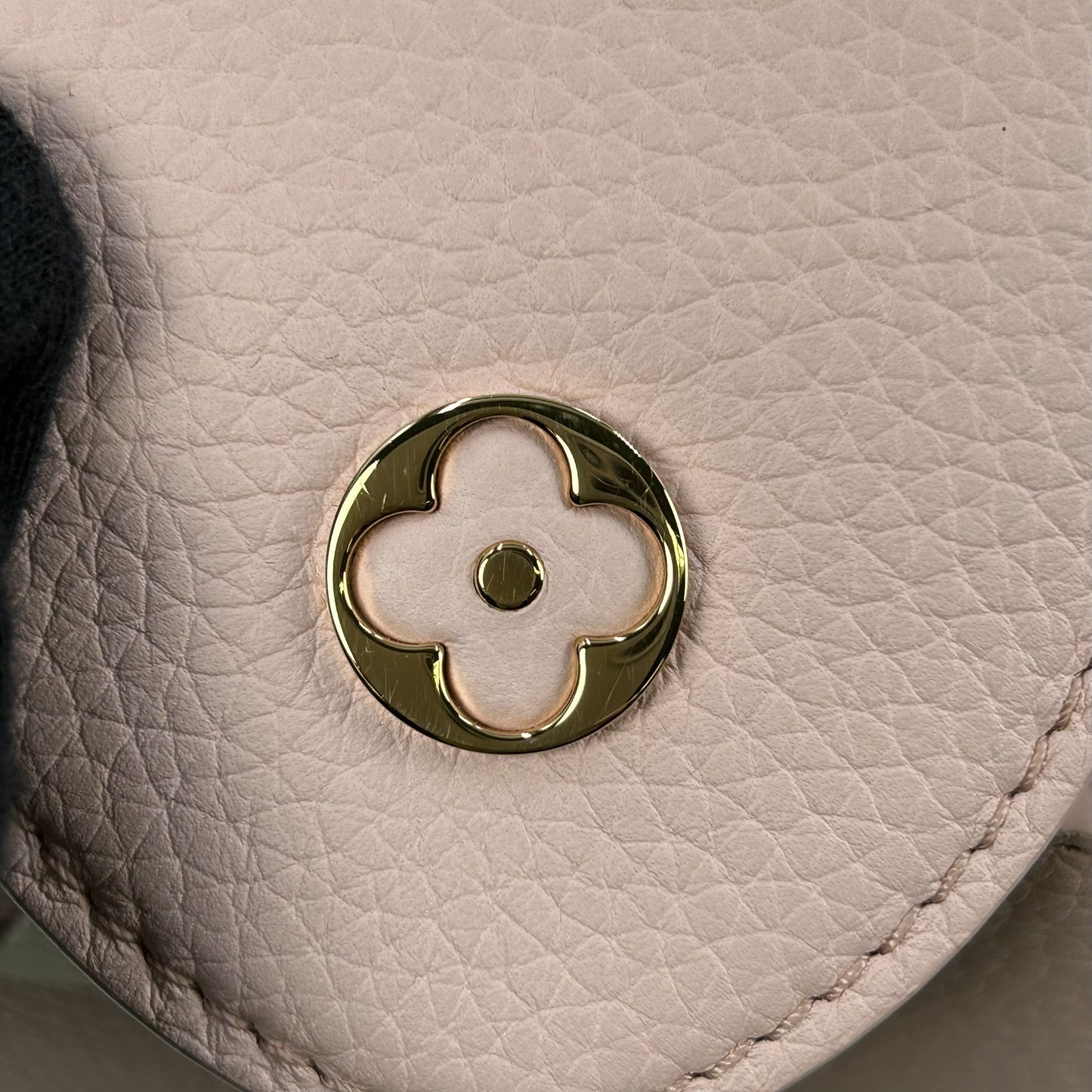 Louis Vuitton カプシーヌBB トリヨンレザー ハンドバッグ ショルダーバッグ - ピンク