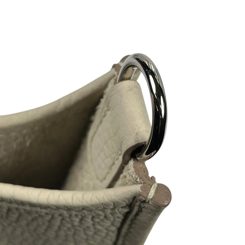 Hermès Evelyn TPM Taurillon Leather Shoulder Bag with B Stamp (2023) - White 