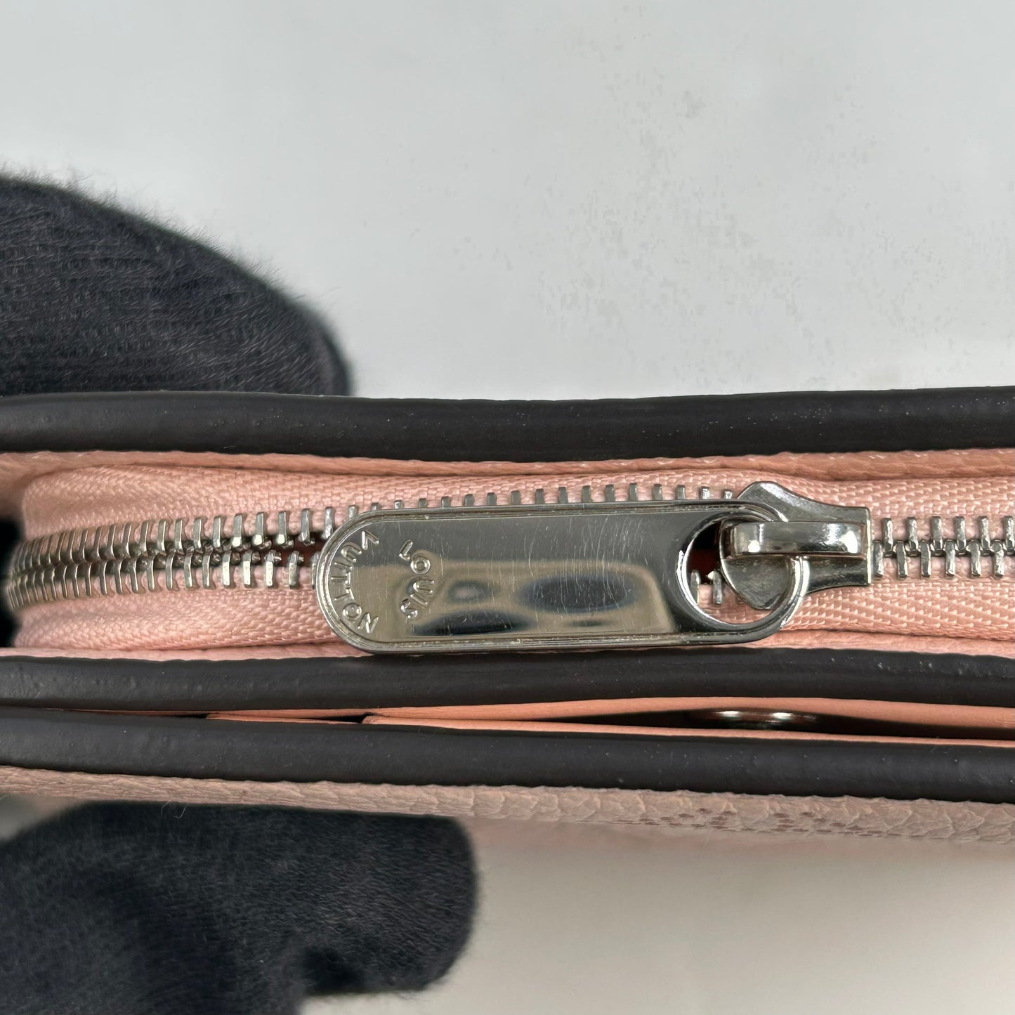 Louis Vuitton Portefeuille Claire Calfskin Compact Wallet - Pink 