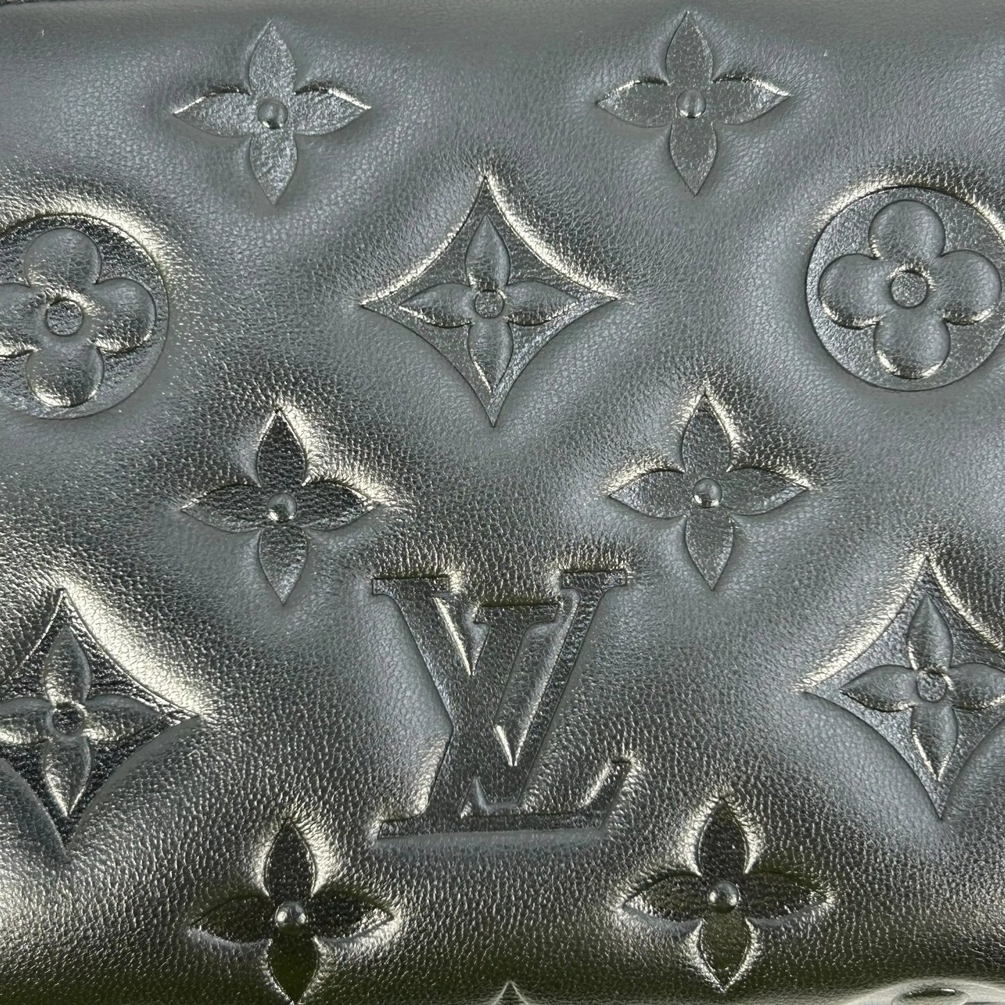 Louis Vuitton モノグラム ラムレザー クッサン ジッピーウォレット 長財布 ロングウォレット - ブラック