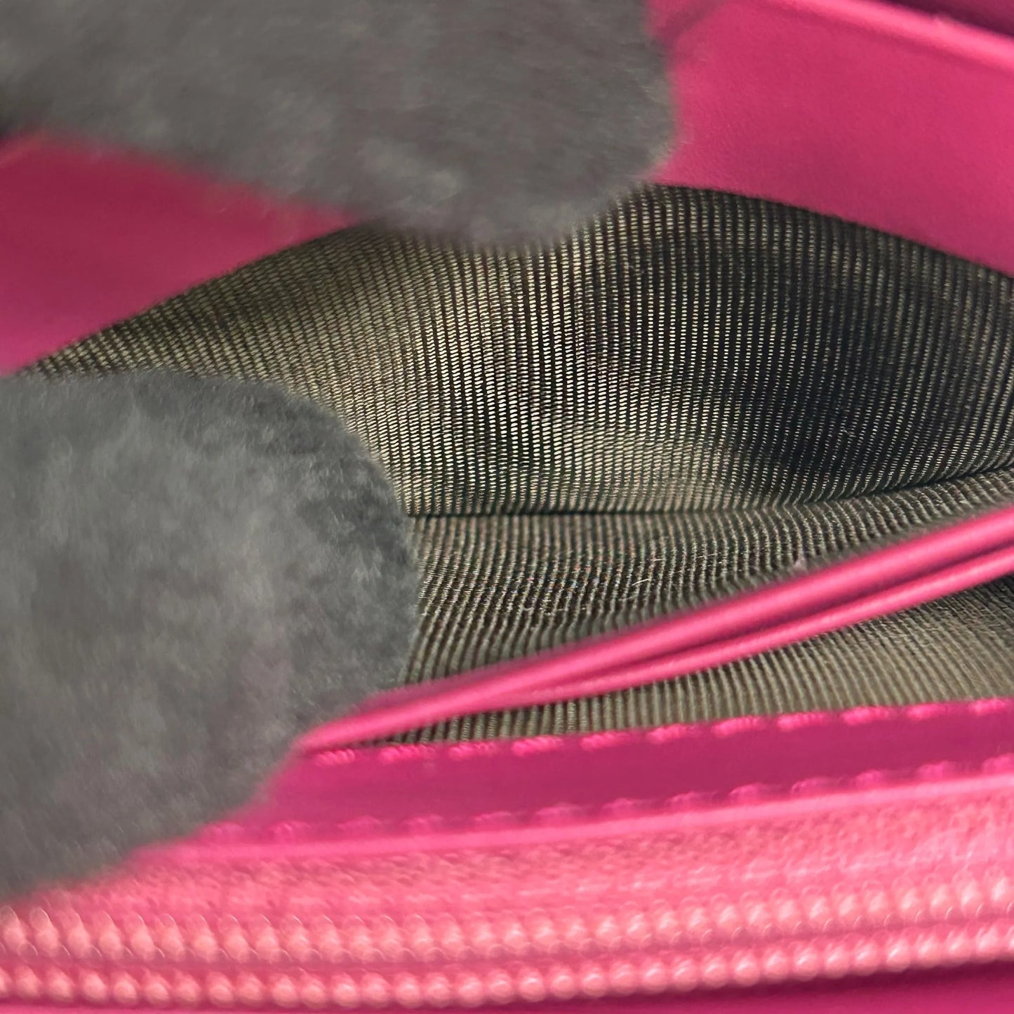 GUCCI Guccissima Leather Ribbon Long Wallet - Pink 