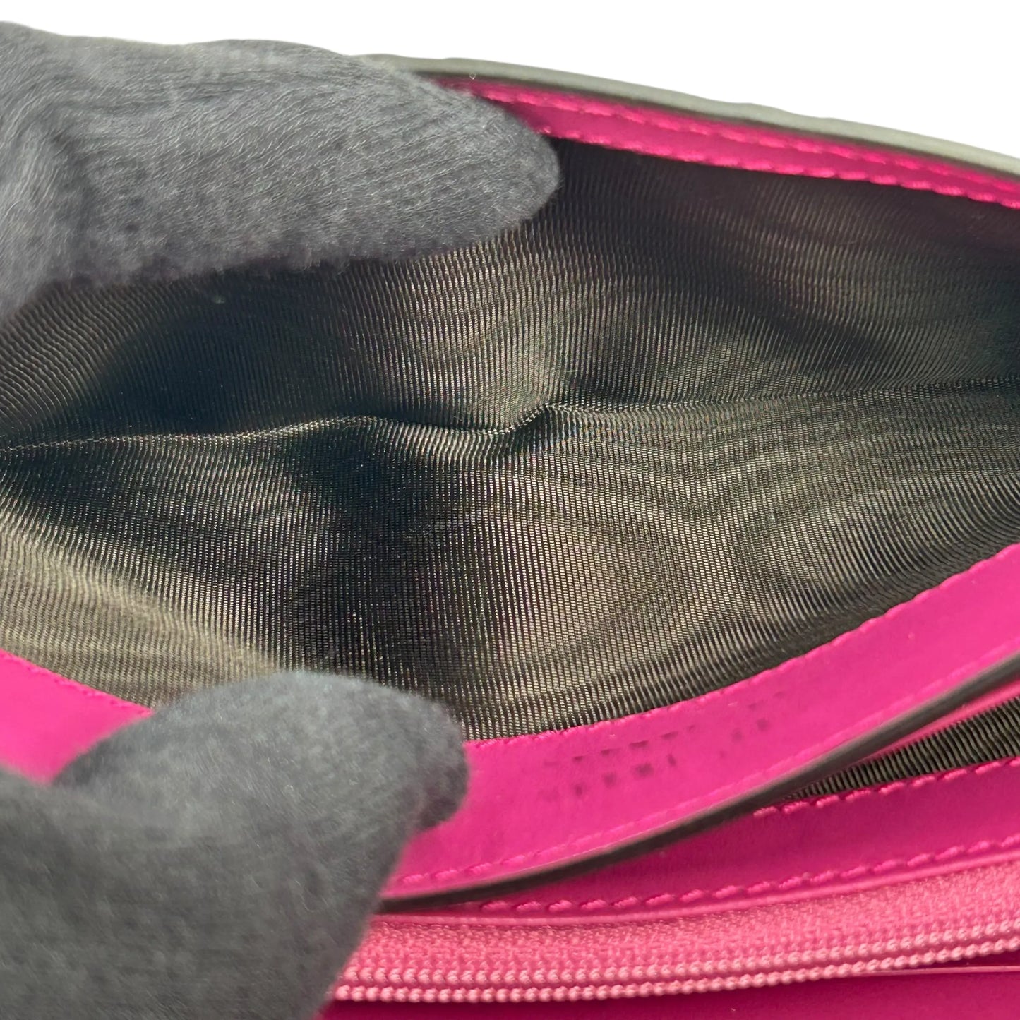 GUCCI Guccissima Leather Ribbon Long Wallet - Pink 