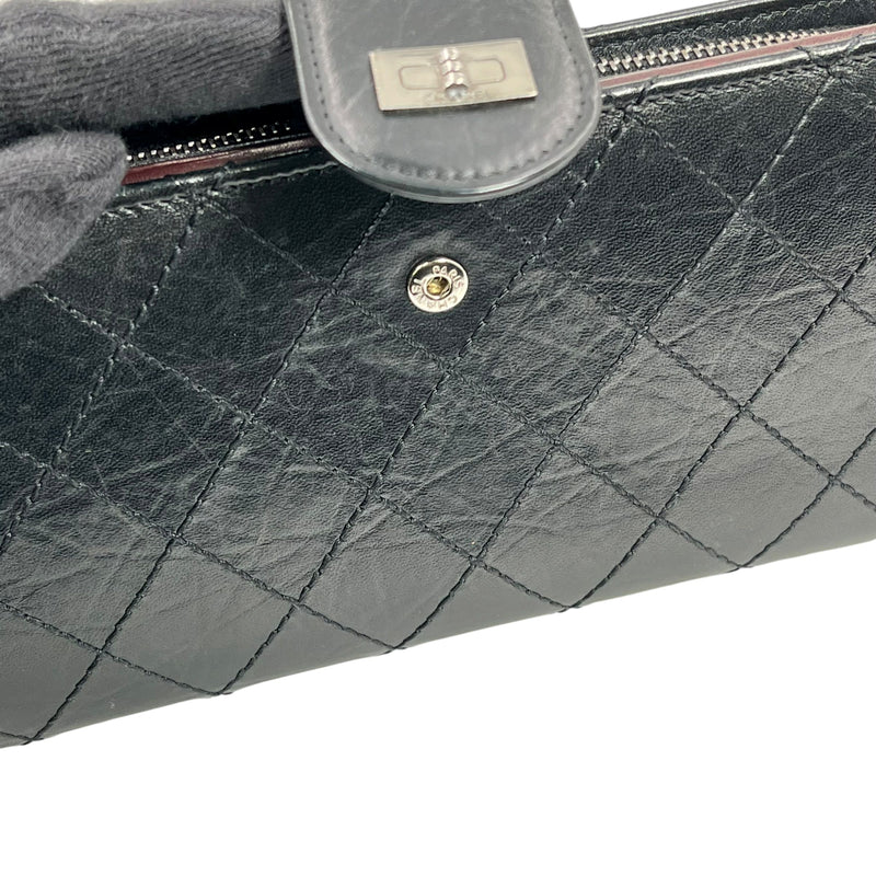 CHANEL Matelasse Quilted Leather Long Wallet - Black
