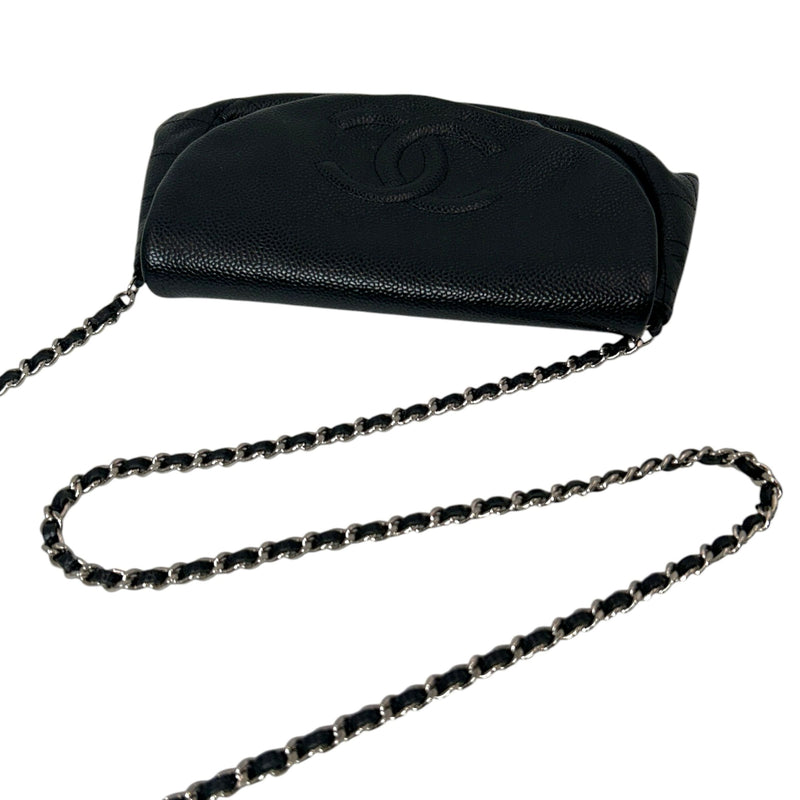 CHANEL ハーフムーン チェーンウォレット キャビアスキン_38171