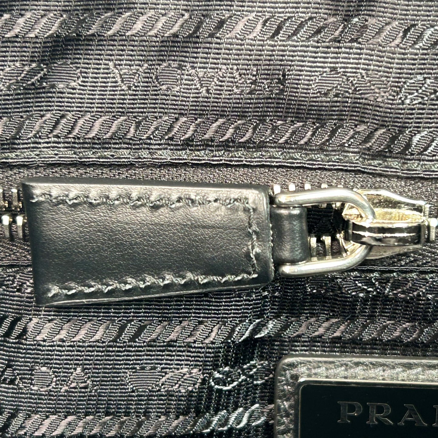 PRADA ショルダーバッグ_2VH165_38184